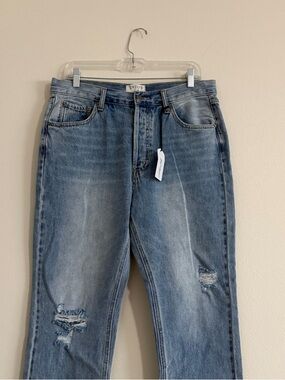 Twelve Light Wash Distressed Straight Jeans - Blue